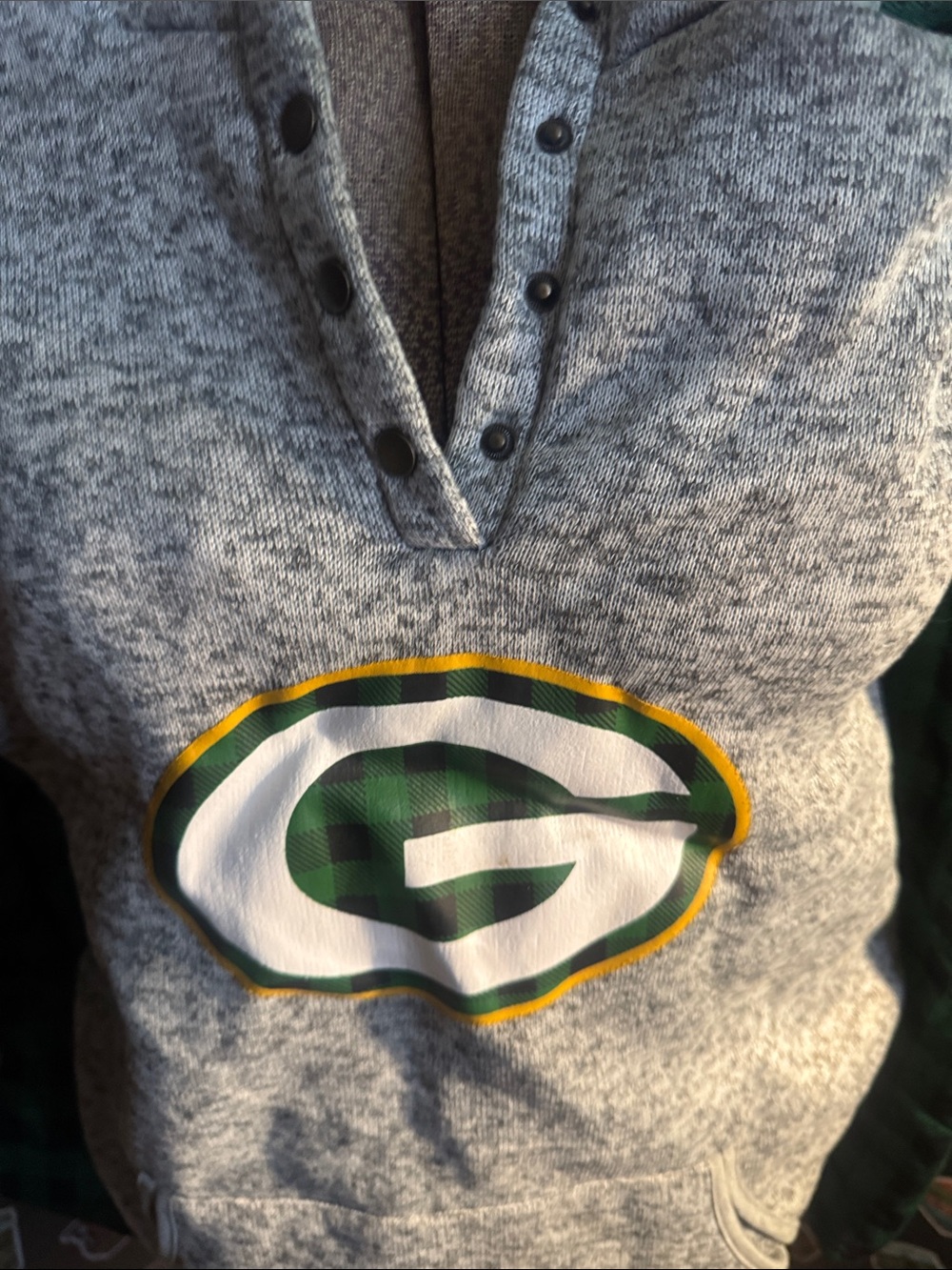 Green Bay Packers Women's 2XL Plaid Sleeve 1/4 Snap Hoodie - Picture 2 of 8